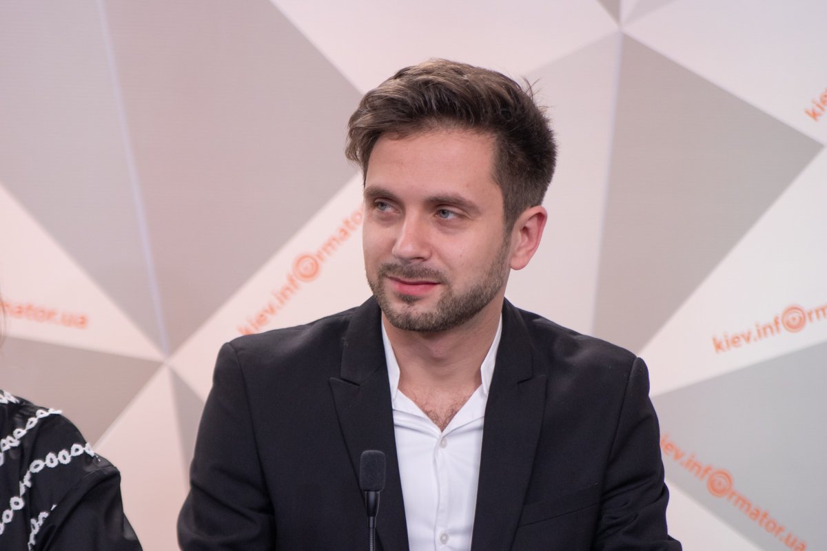 Актер театра, кино и телевидения, актер различных шоу, в том числе «Реальная мистика» Алексей Нечай-Кучинский