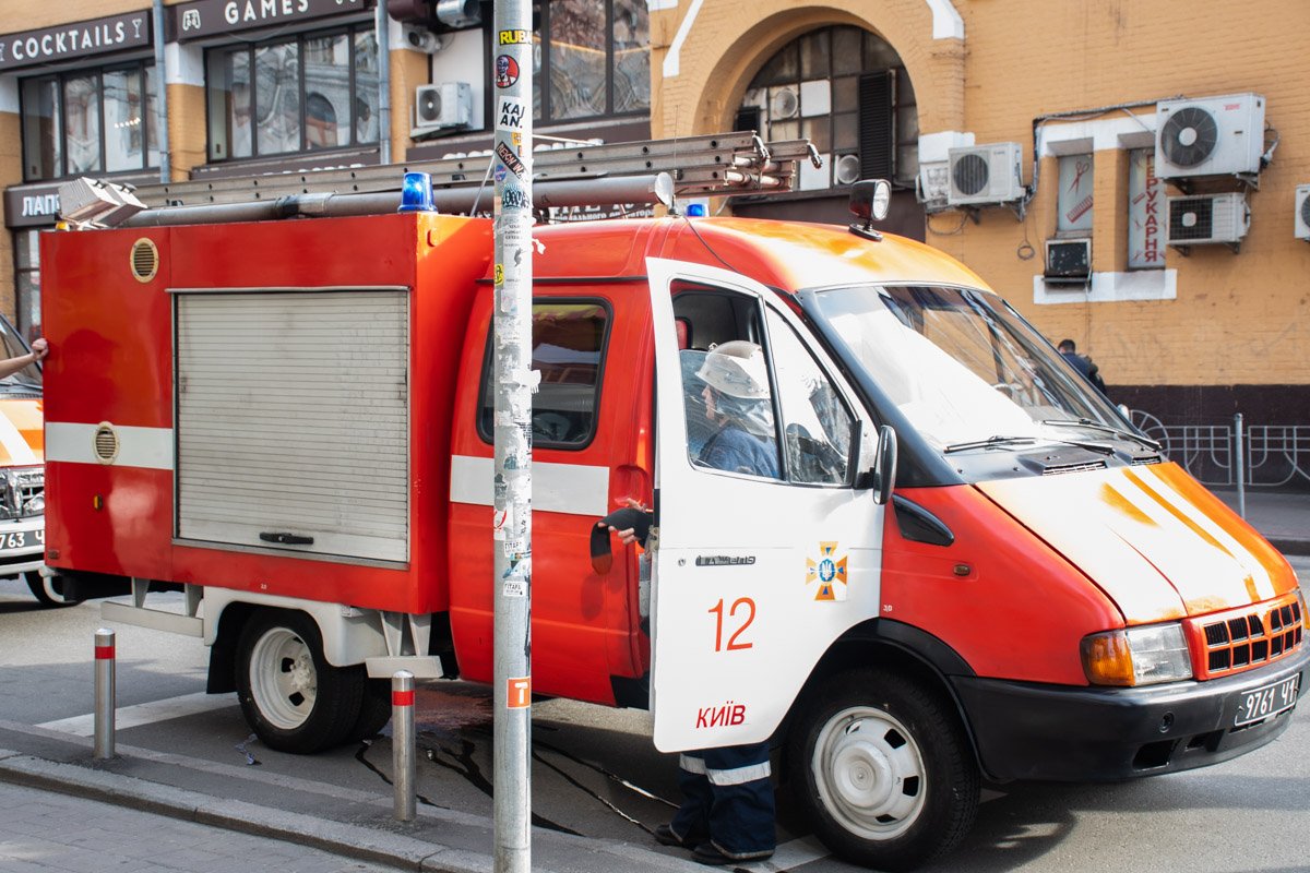 В центре Киева в магазин Roshen бросили взрыв-пакет