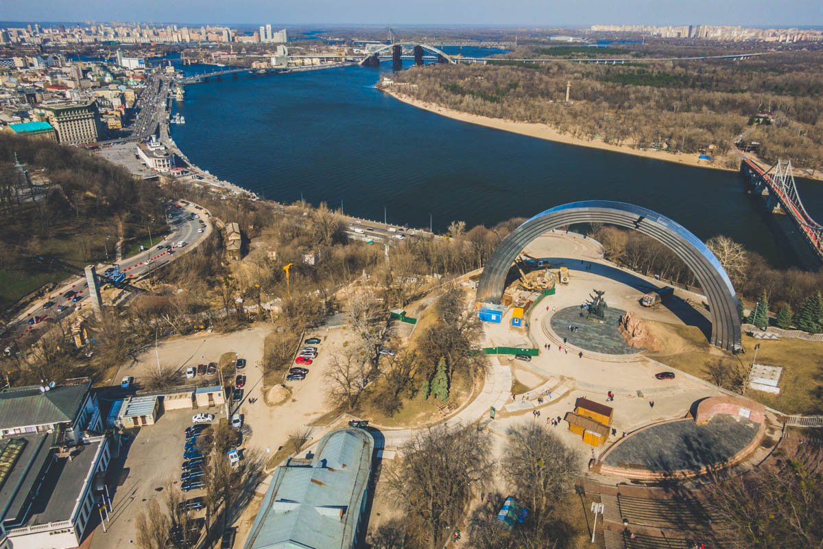 Строительство пешеходного моста от Крещатого парка до Владимирской горки нацелено на развитие велоспорта в столице Строительство пешеходного моста от Крещатого парка до Владимирской горки нацелено на развитие велоспорта в столице