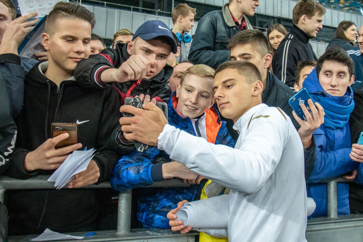 Игроки старались не разочаровать. Например Виталий Миколенко Игроки старались не разочаровать. Например Виталий Миколенко