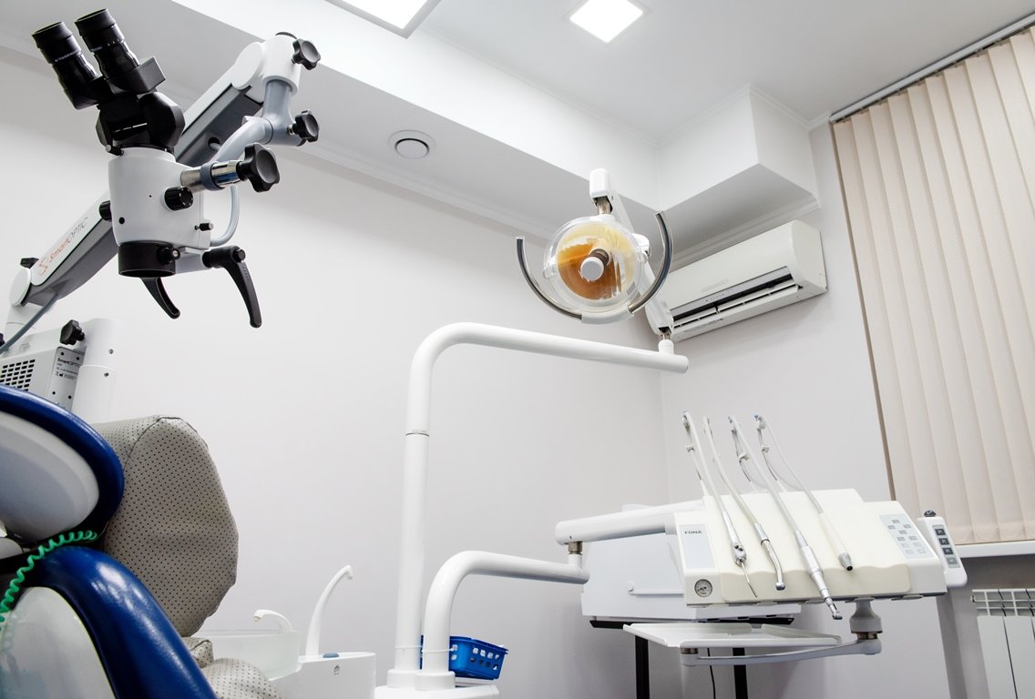 Стоматологическая клиника СМАЙЛиК: все, что необходимо знать о современном лечении зубов в 2019 году 1