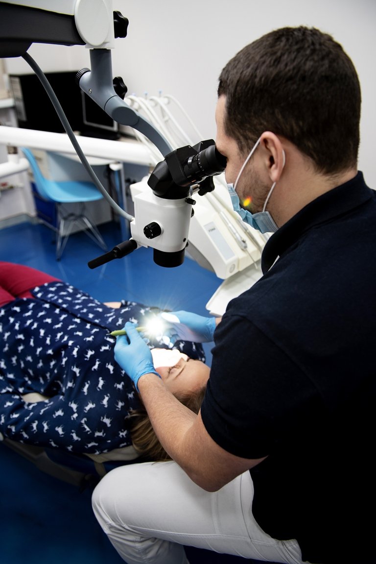 Стоматологическая клиника СМАЙЛиК: все, что необходимо знать о современном лечении зубов в 2019 году 3