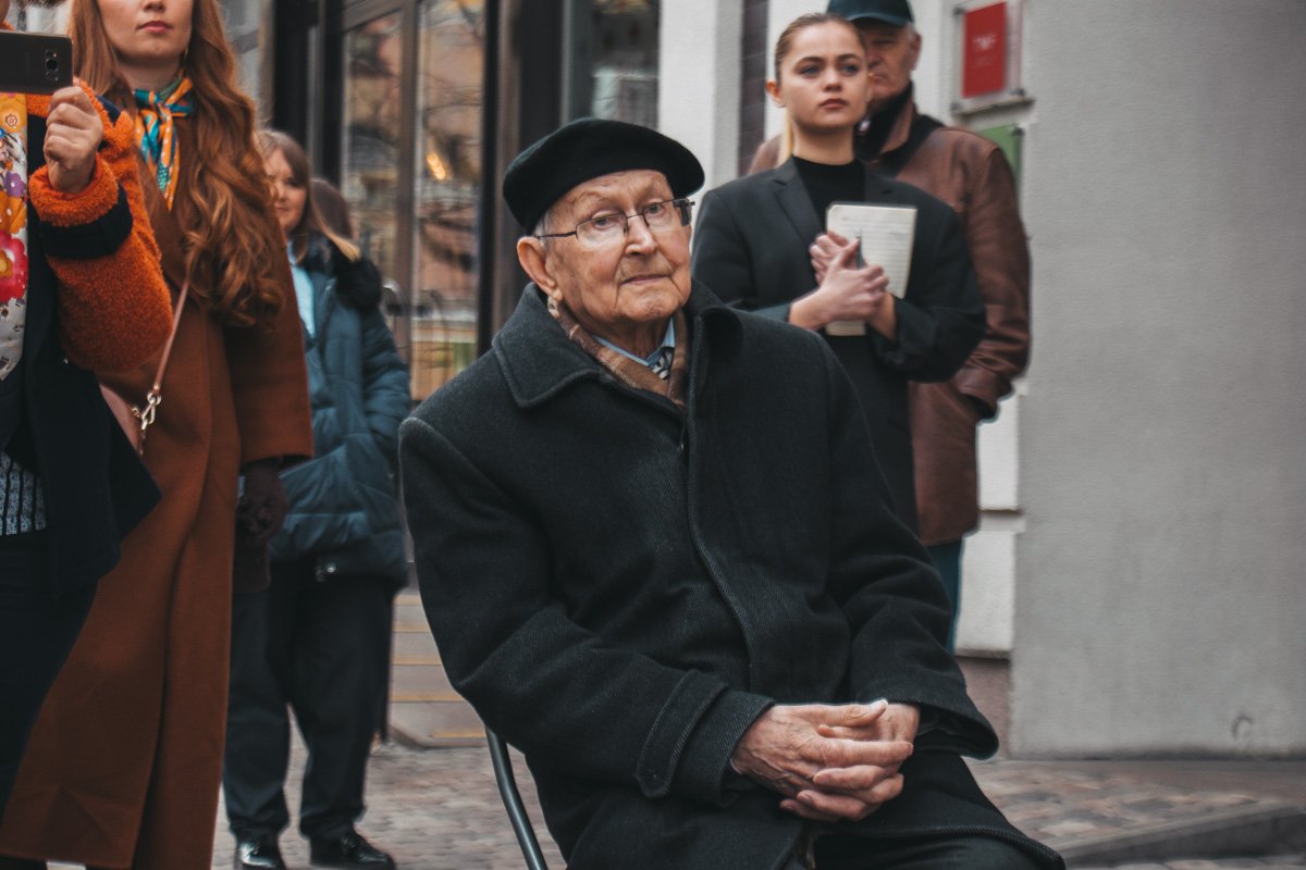 На презентацию пришел заслуженный деятель науки и техники Украины Борис Малиновский