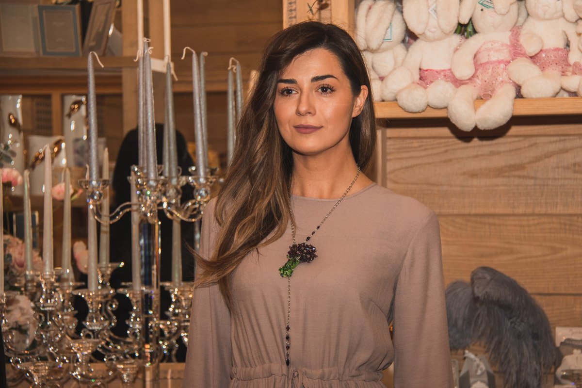 Фирменный стиль – элегантность и практичность Фирменный стиль – элегантность и практичность