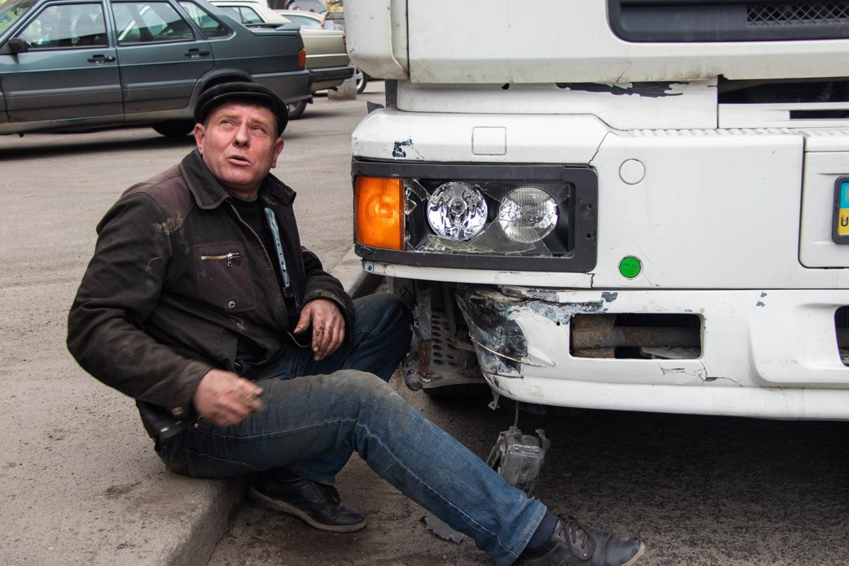 На Чоколовском бульваре произошла авария с участием Toyota Avensis, тягача MAN, троллейбуса №21К и Suzuki Grand Vitara На Чоколовском бульваре произошла авария с участием Toyota Avensis, тягача MAN, троллейбуса №21К и Suzuki Grand Vitara