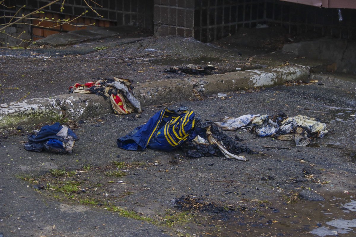 На тушение пожара у спасателей ушло около 15 минут На тушение пожара у спасателей ушло около 15 минут