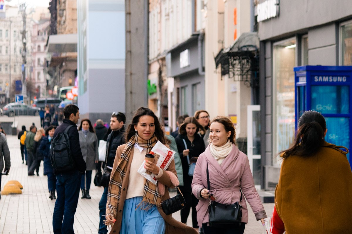 Наш фотограф нуууу очень талантливый. А еще везучий, ведь на его кадрах одни красотки! Наш фотограф нуууу очень талантливый. А еще везучий, ведь на его кадрах одни красотки!