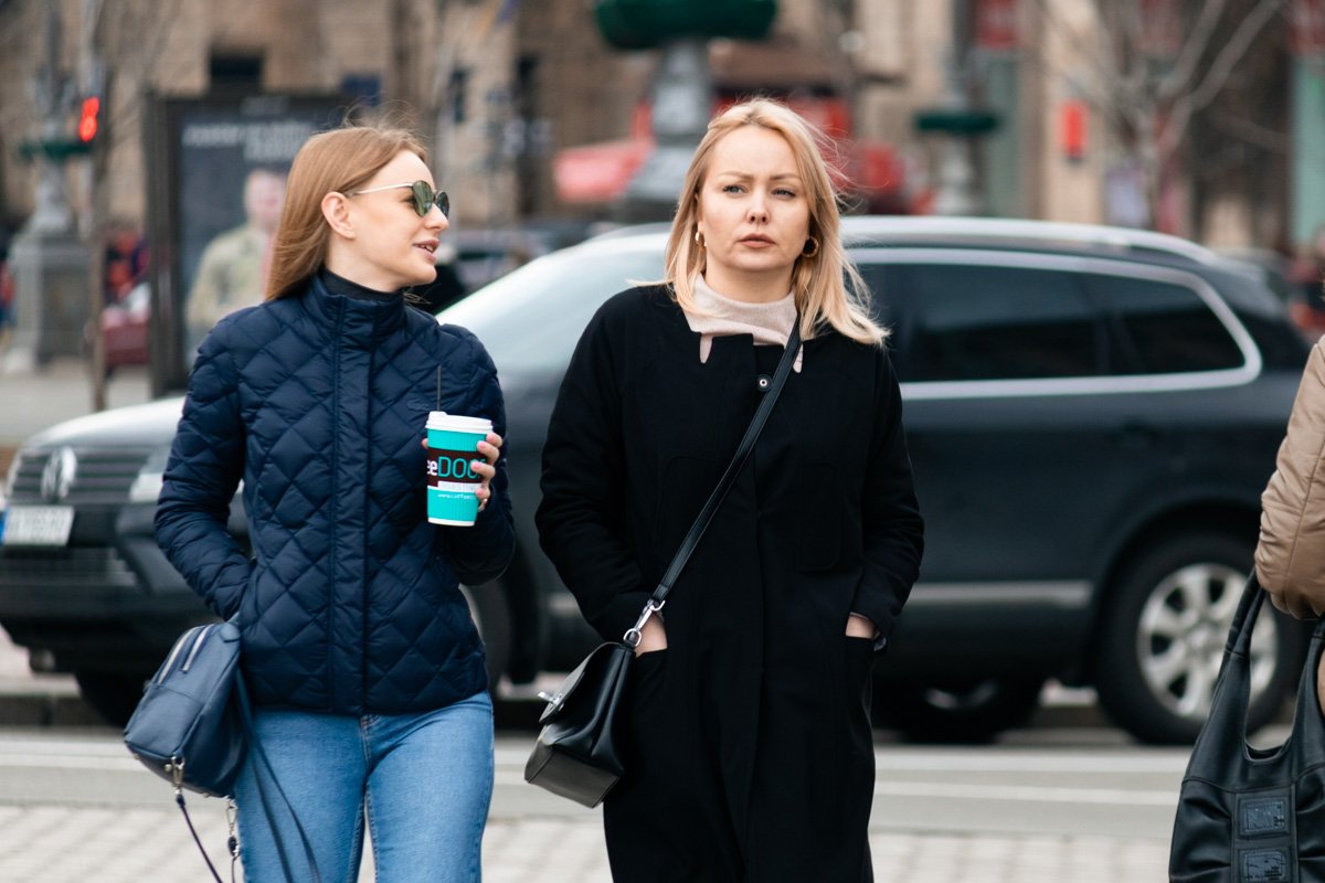 Звоните друзьям и врывайтесь в безудержное веселье на выходных. Ну или выспитесь, наконец-то Звоните друзьям и врывайтесь в безудержное веселье на выходных. Ну или выспитесь, наконец-то