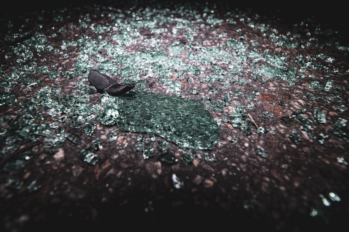 В центре Киева произошло ДТП с участием Volkswagen Jetta и Freelander