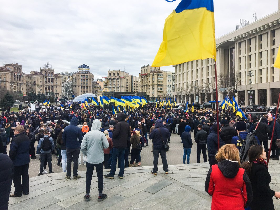 из-за акции в центр Киева стянули силовиков, которые работают в усиленном режиме