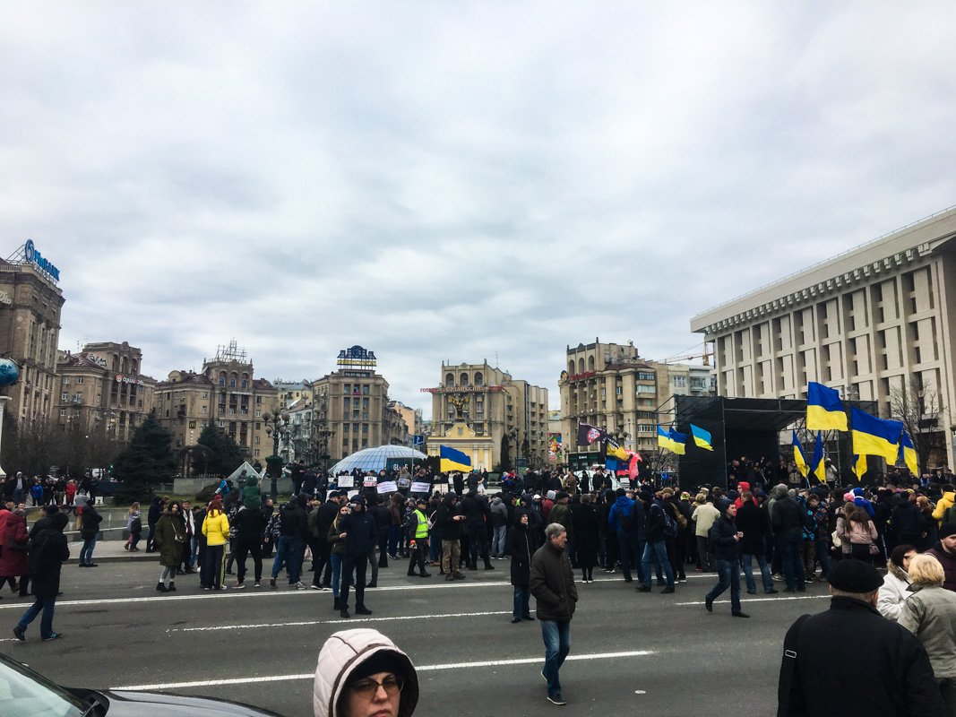  На месте работают сотрудники полиции, а также полиция диалога