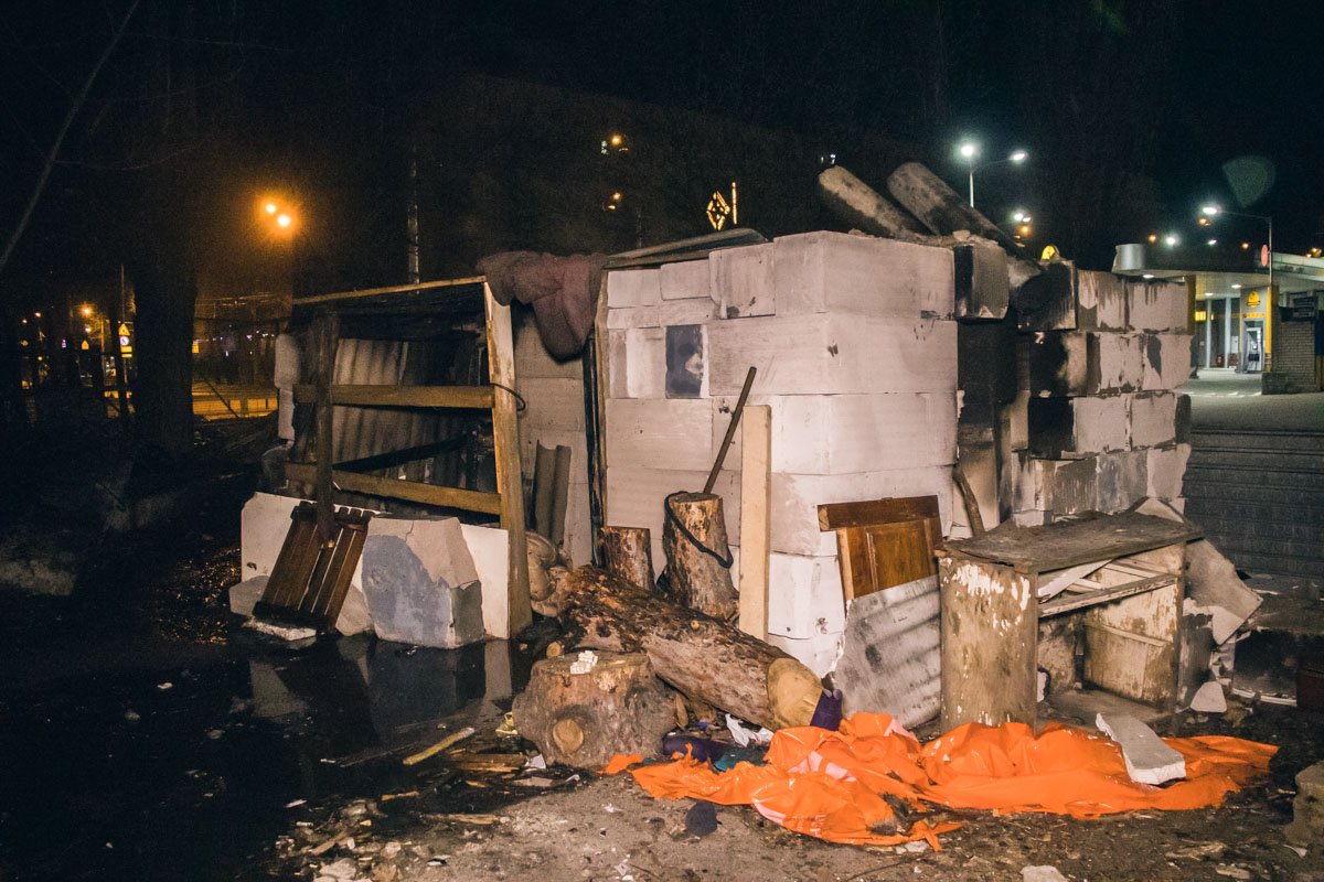 Пожар произошел возле заправки Glusco