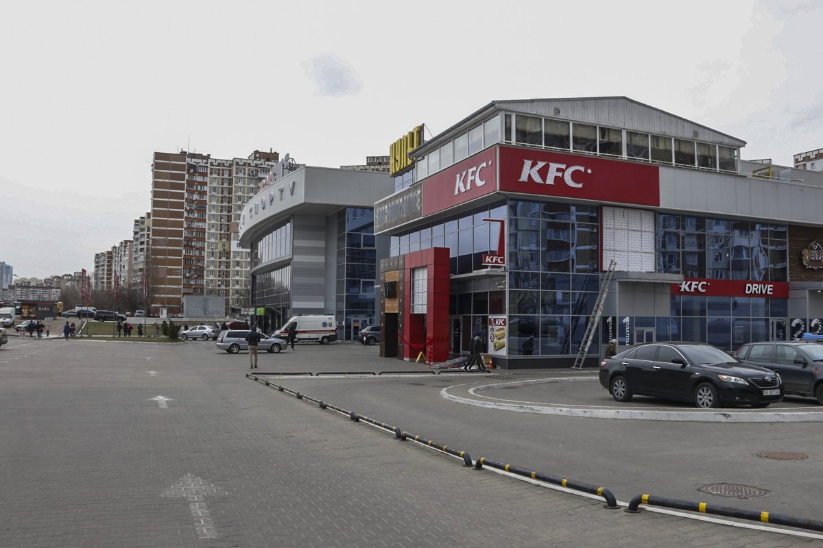 На Троещине в Sport Life умер мужчина