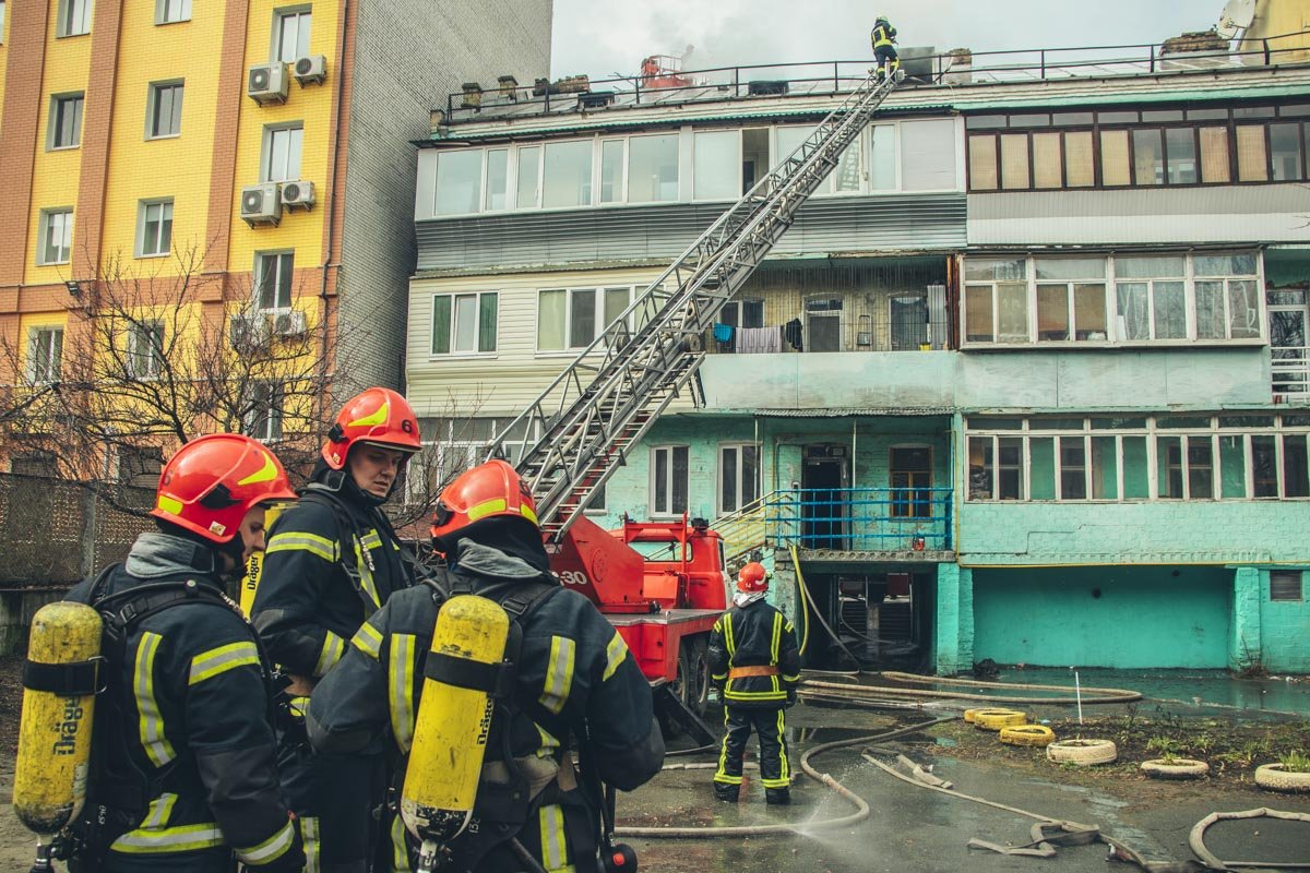 На месте работали патрульные, спасатели, «скорая»