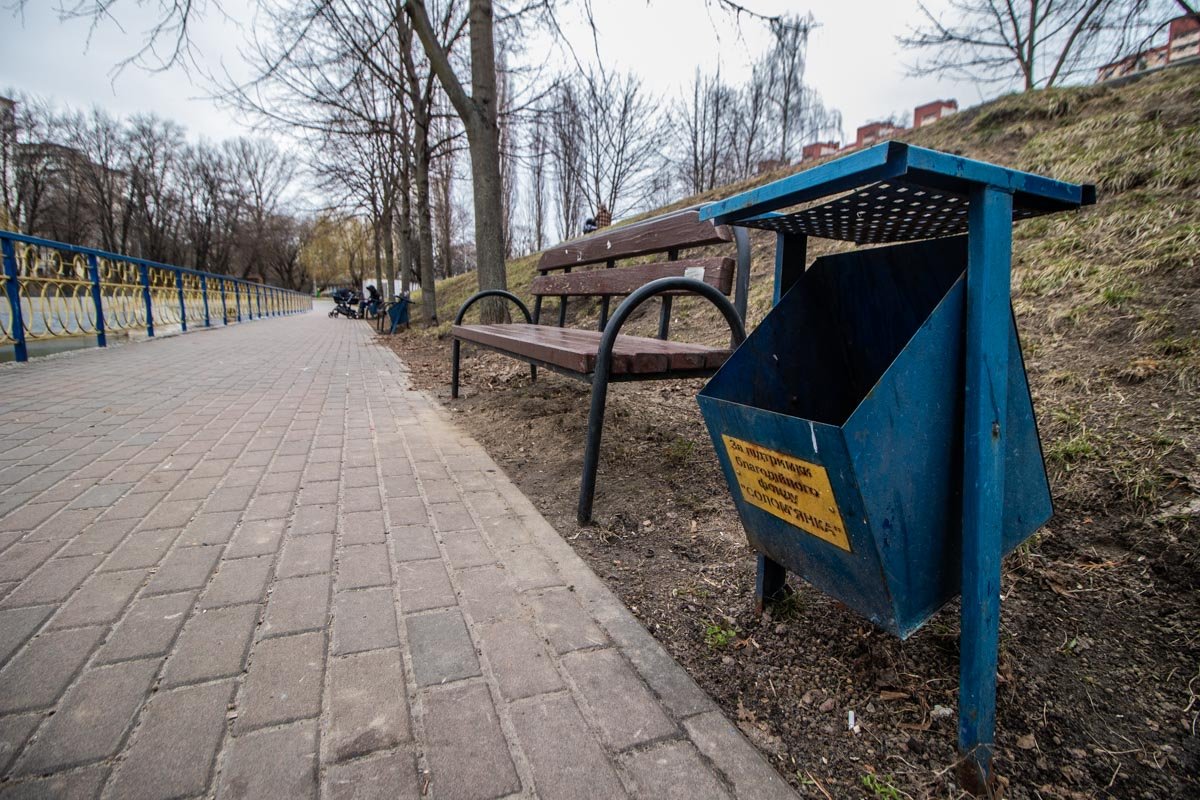 Урны есть - и это уже хорошо Урны есть - и это уже хорошо