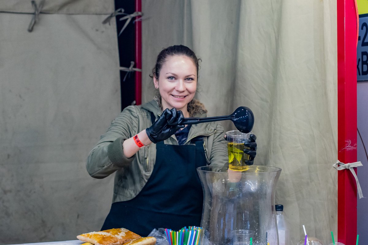 В субботу можно позволить себе бокальчик сидра В субботу можно позволить себе бокальчик сидра