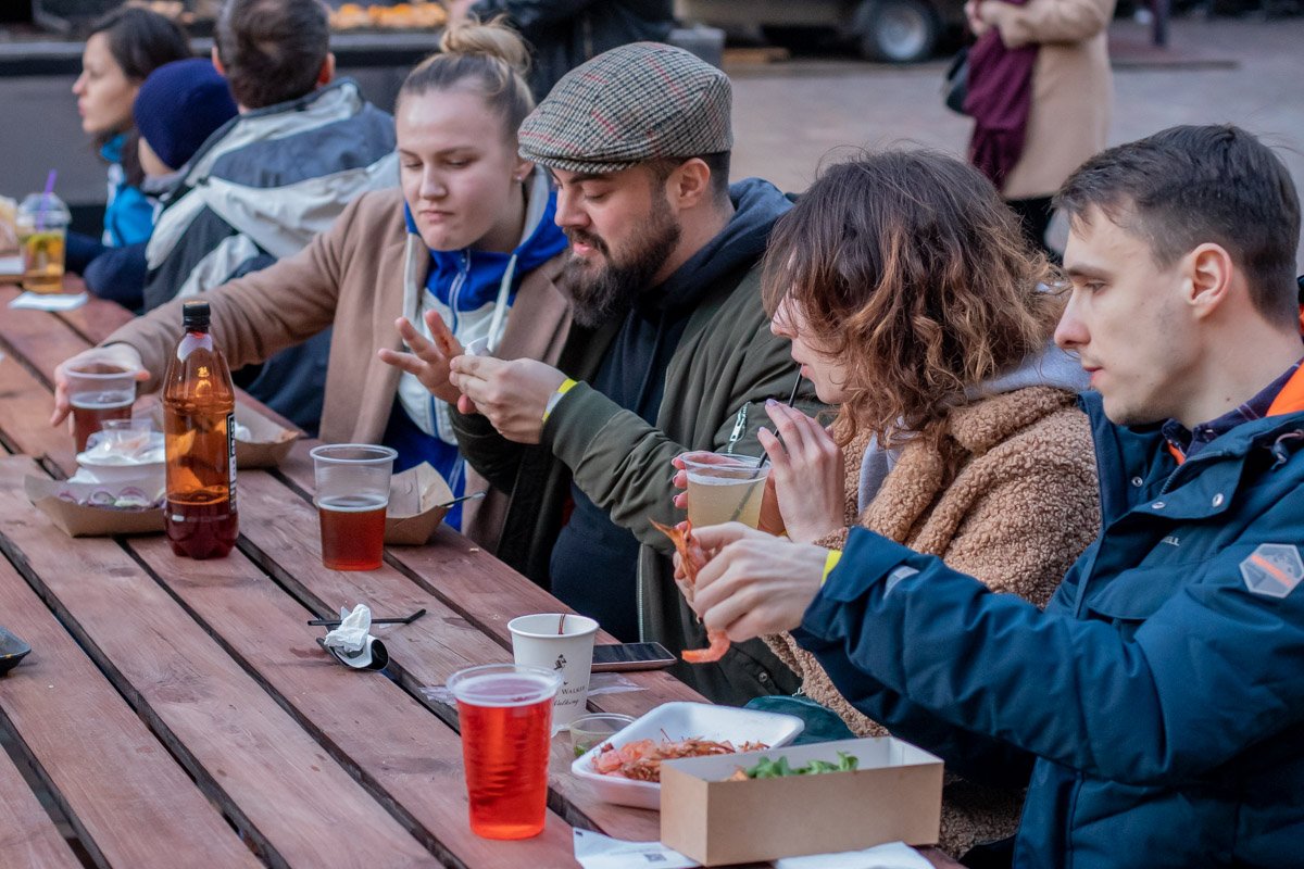 В воскресенье у вас еще есть шанс собрать друзей и наесться до следующего фестиваля В воскресенье у вас еще есть шанс собрать друзей и наесться до следующего фестиваля