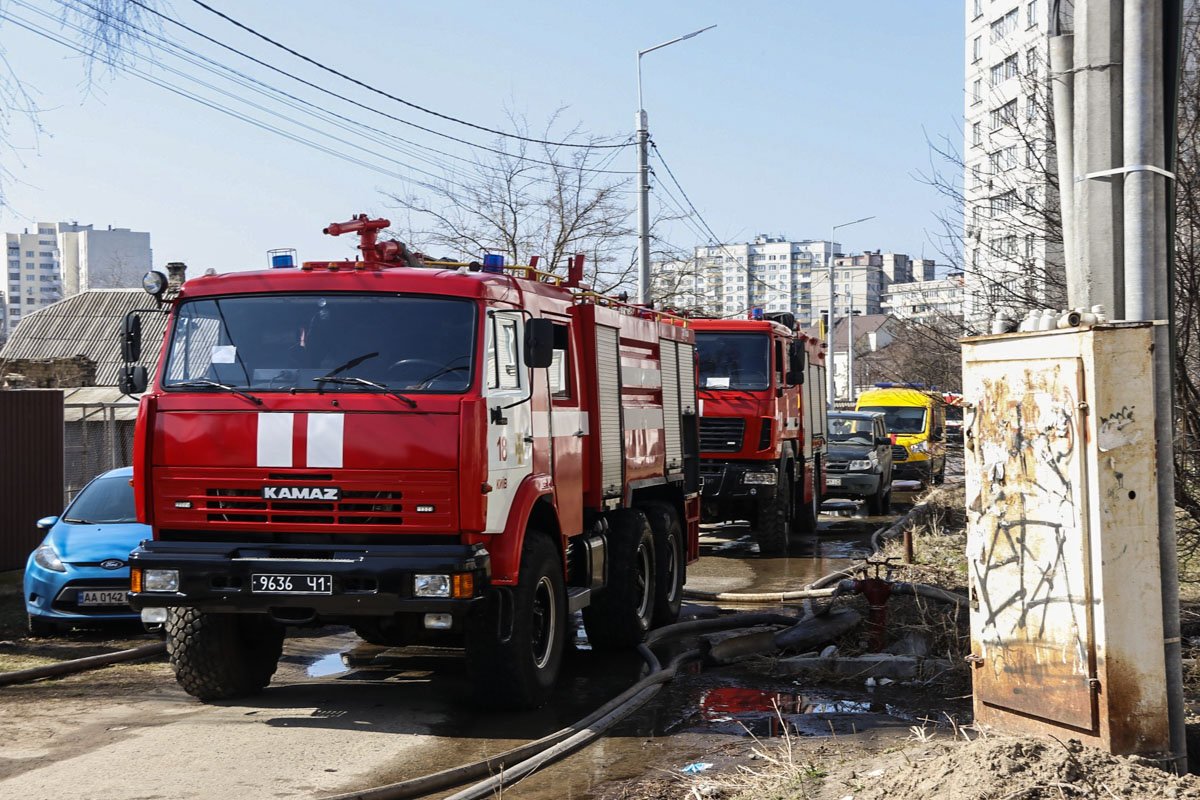 В воскресенье, 31 марта, в Святошинском районе Киева случился масштабный пожар