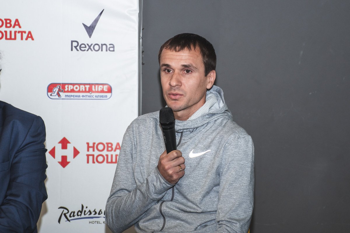 На дистанцию выйдет бегун-олимпиец Александр Ситковский