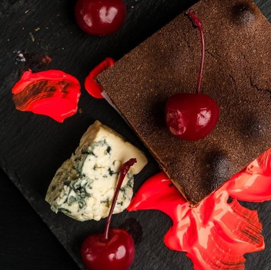 Монозаведение с вкусными брауни Veterano Brownie 10% от прибыли перечисляют на поддержку семей бойцов, погибших на Донбассе
