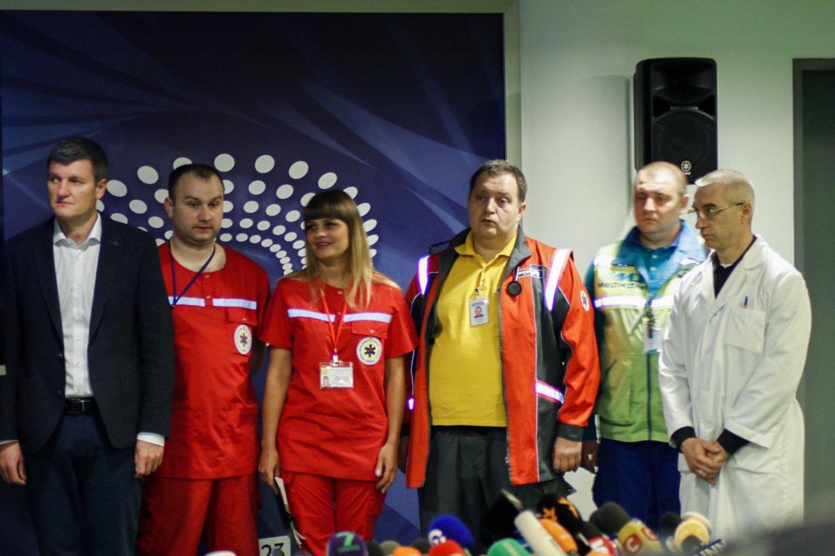 Команда врачей, которые проводили процедуры