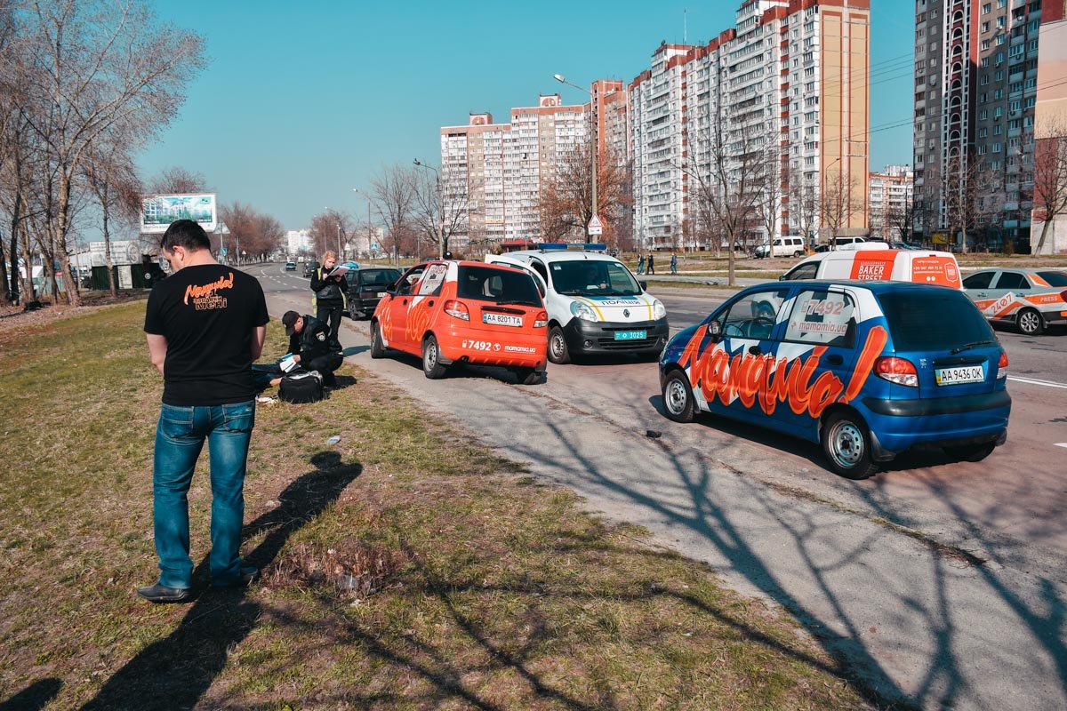 Возле дома №8 мужчине стало плохо