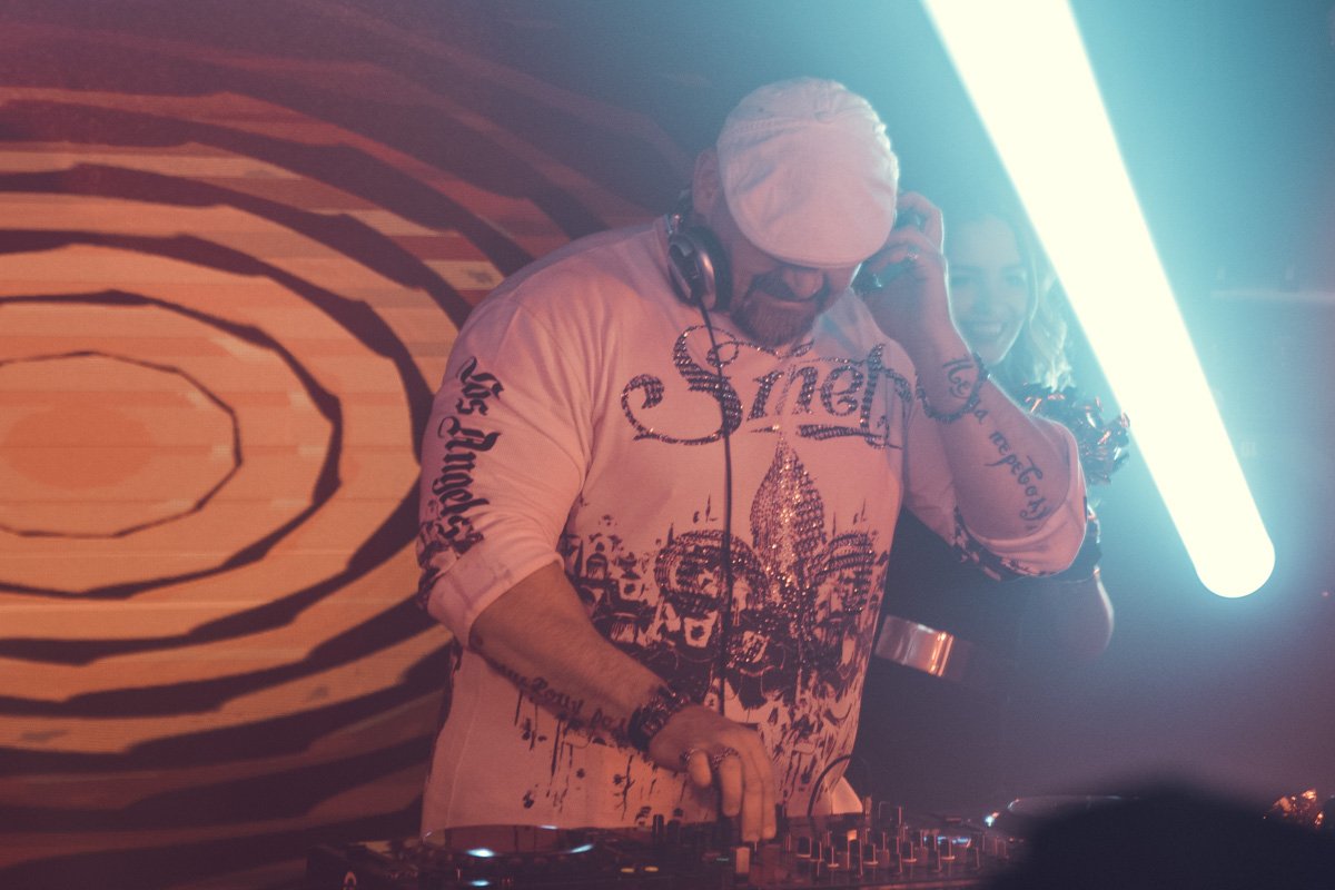 Василий Виростюк на открытии презентовал свой dj-set Василий Виростюк на открытии презентовал свой dj-set