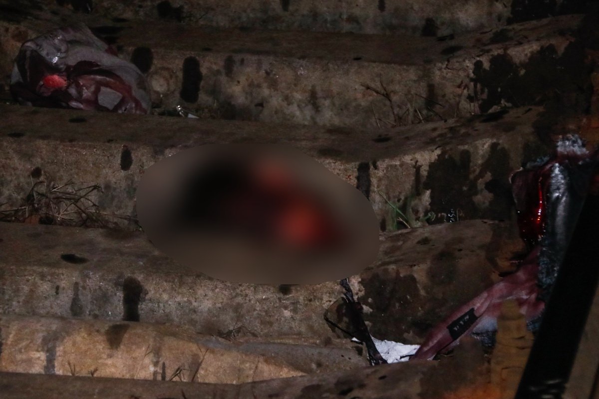 Предварительно, его переехал поезд Предварительно, его переехал поезд