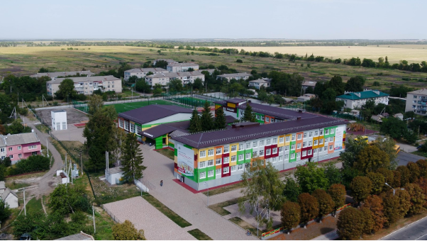 Владимир Гройсман в Днепре обсуждал строительство детских садов и школ 7