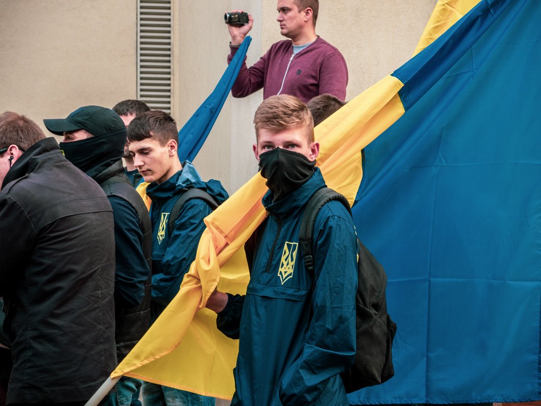 Один из представителей Национального корпуса Один из представителей Национального корпуса