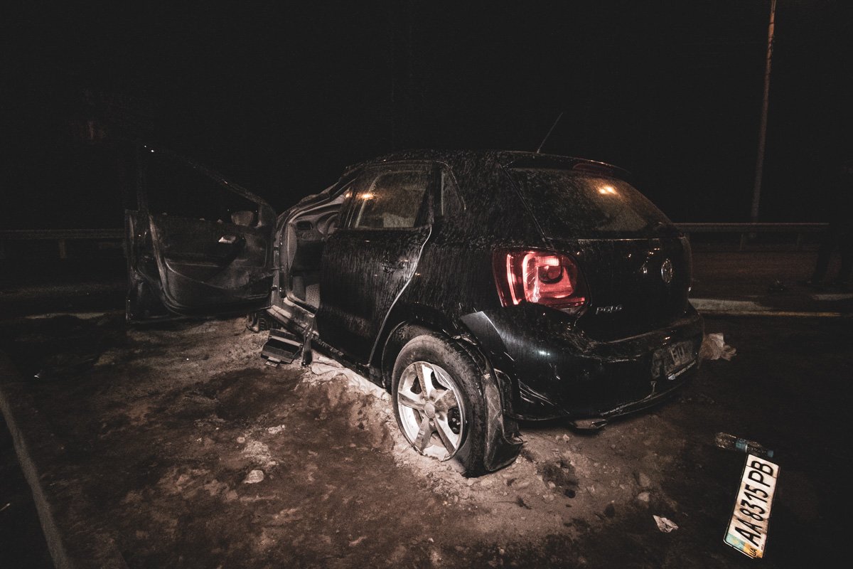 Под Киевом перевернулся и загорелся Volkswagen 