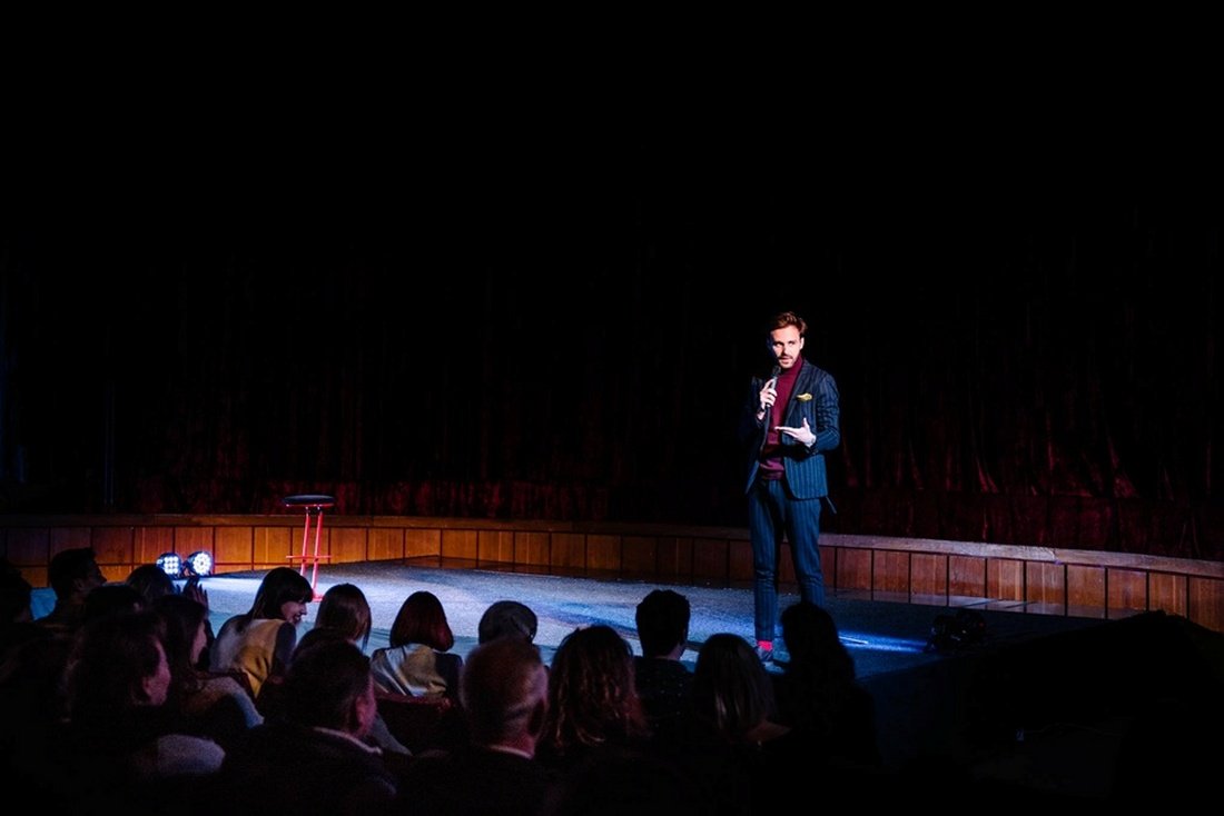 В Киеве пройдет больше stand up в кинотеатре