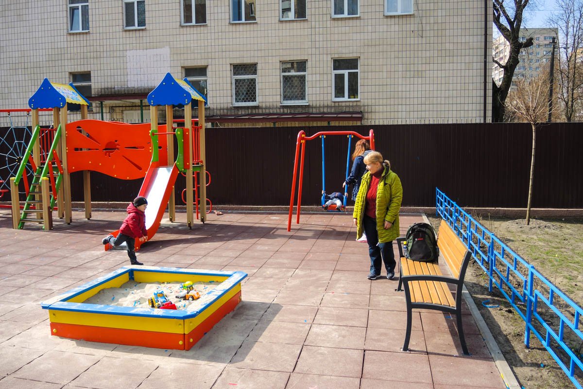 Сквер с площадками открыли 6 апреля Сквер с площадками открыли 6 апреля