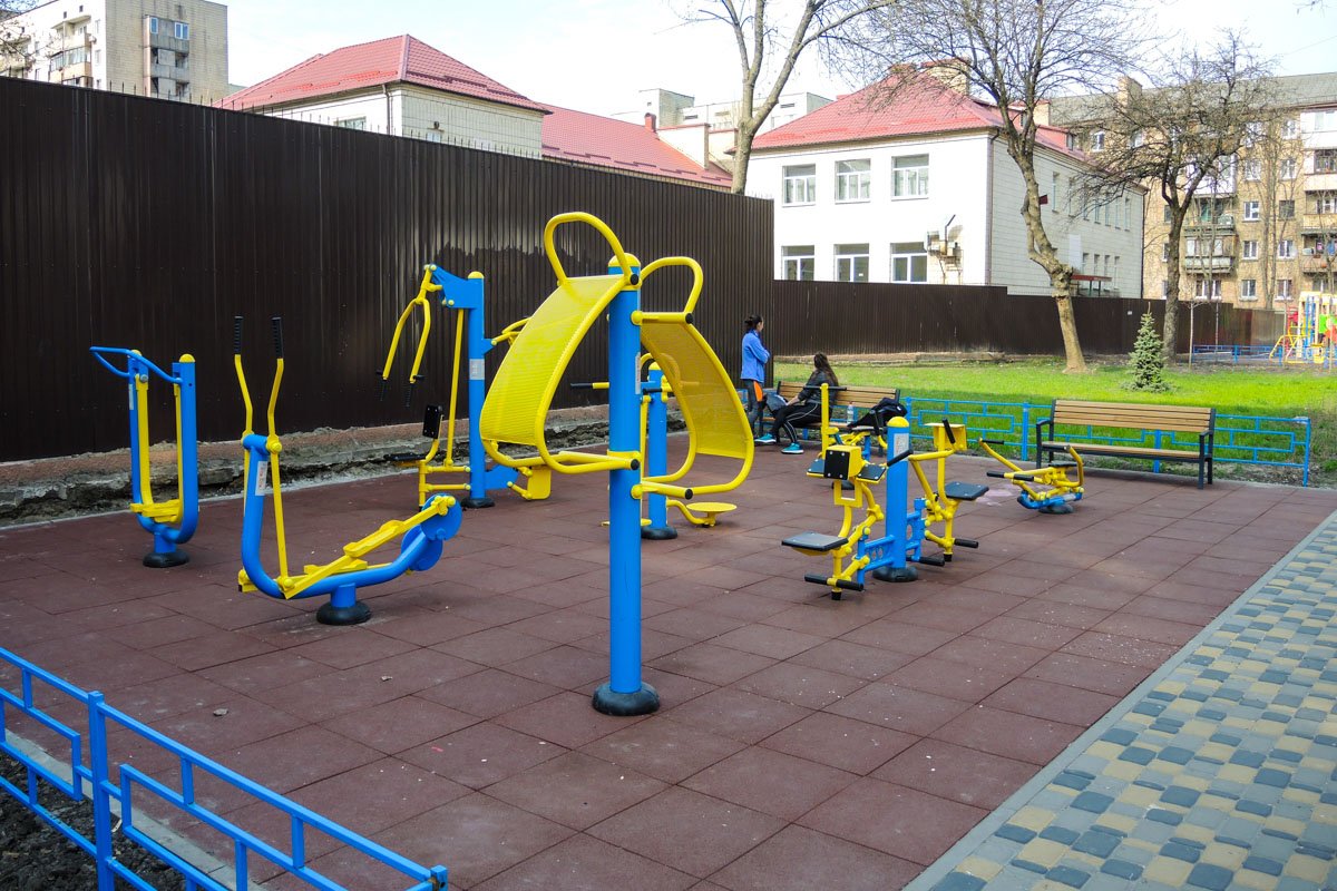 Без спорта не обойтись Без спорта не обойтись