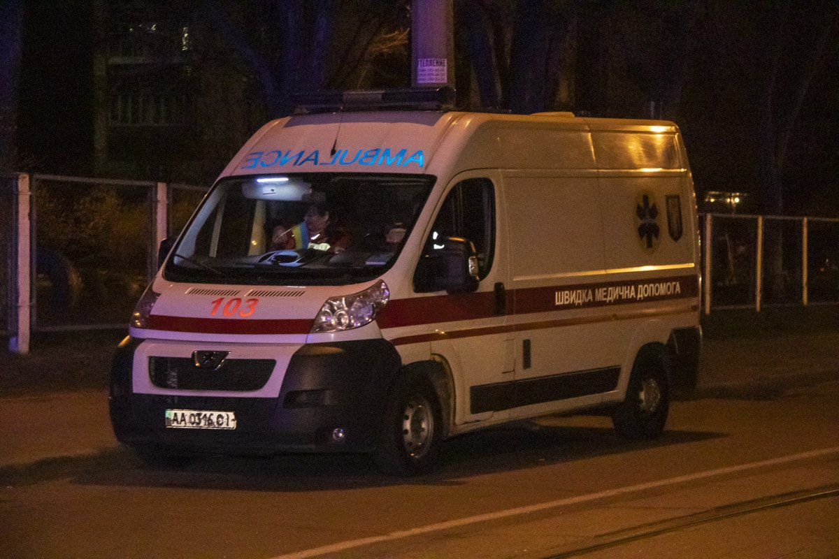 На месте работали спасатели, патрульные и медики