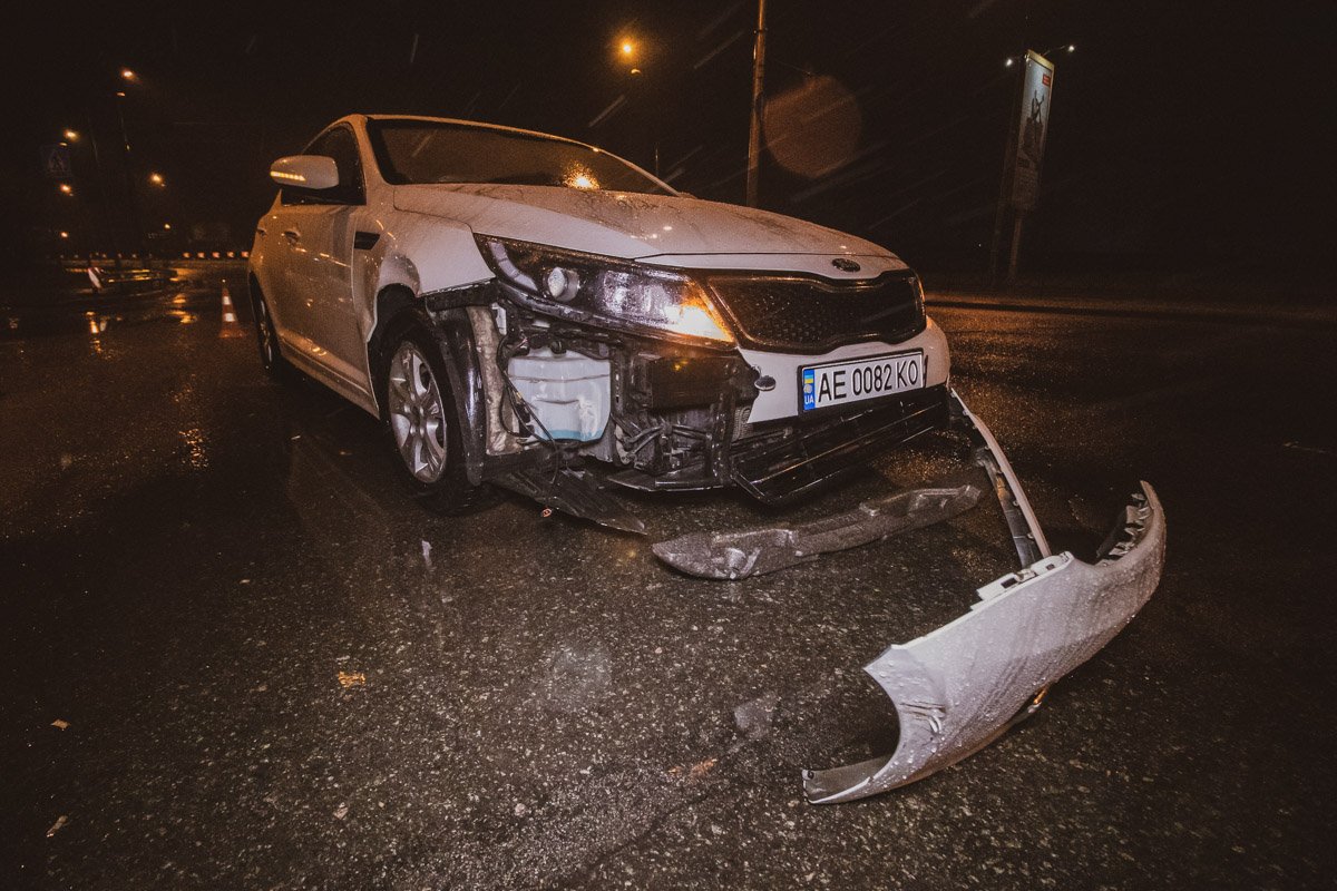 На месте работали медики, патрульные и следственно-оперативная группа На месте работали медики, патрульные и следственно-оперативная группа