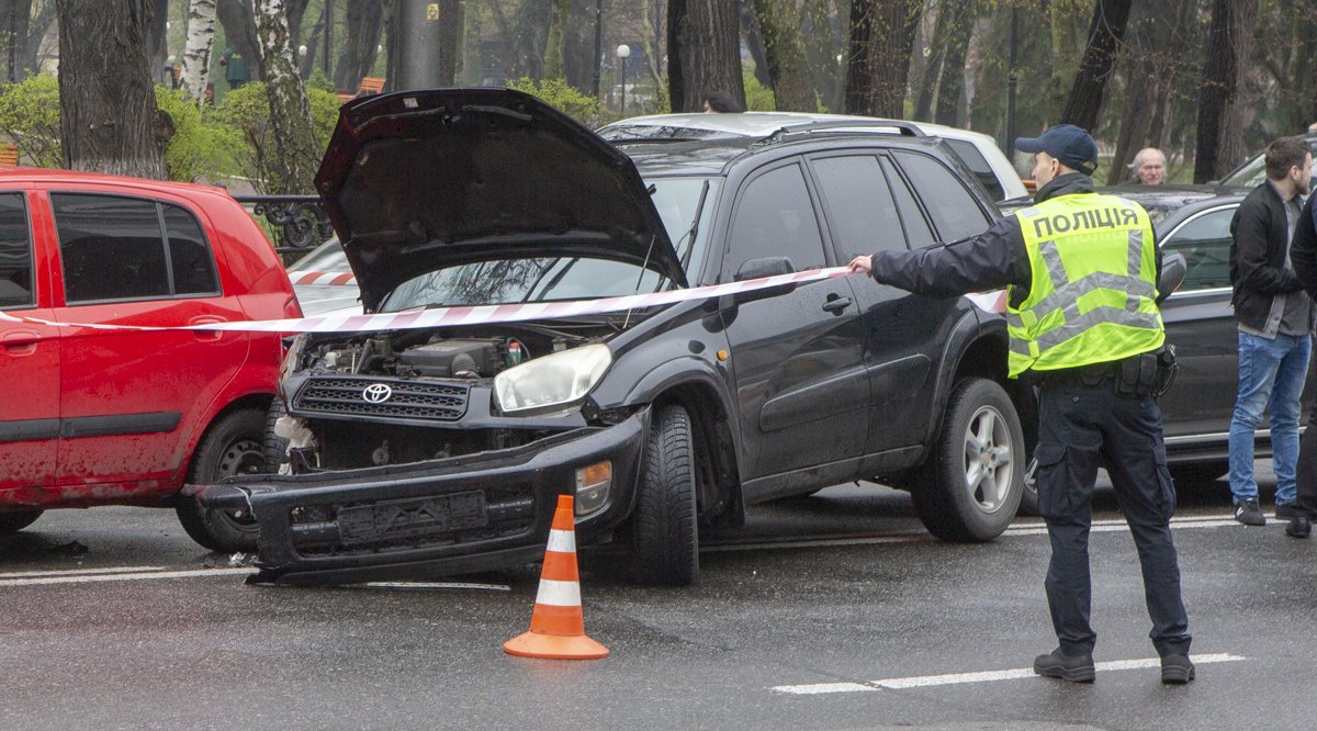 Правоохранители занимаются установлением обстоятельств ДТП Правоохранители занимаются установлением обстоятельств ДТП