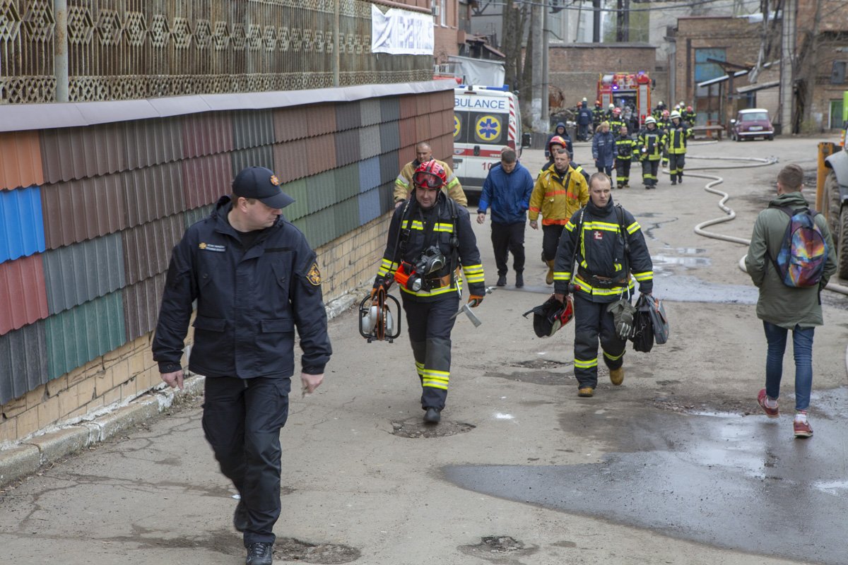 Пожар ликвидировали несколько десятков спасателей Пожар ликвидировали несколько десятков спасателей