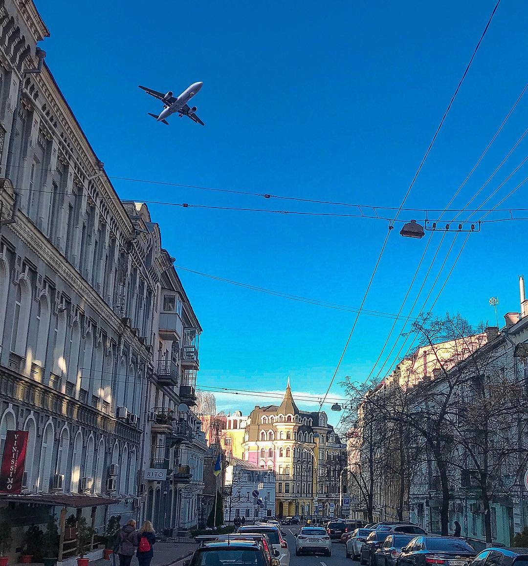 А самолеты покоряют небеса. Фото: @berssalice_photo