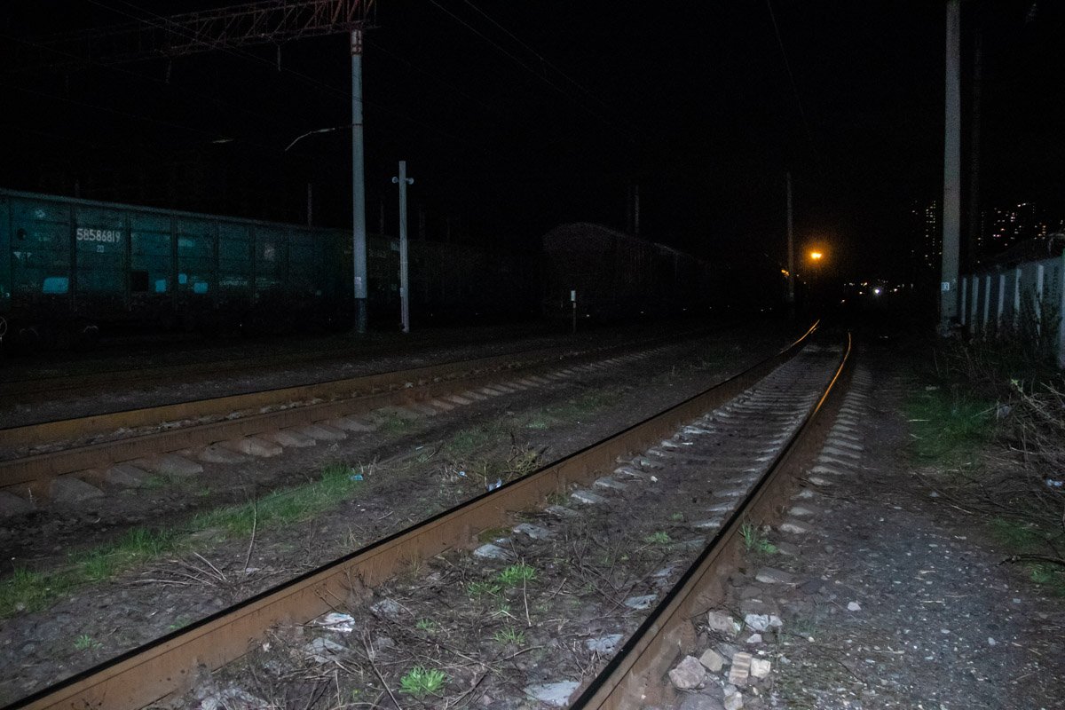 В Дарницком районе Киева обнаружили парня без сознания