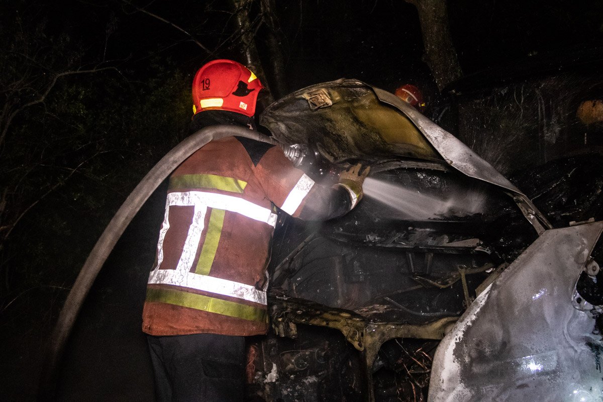 Спасатели ГСЧС оперативно прибыли на место происшествия