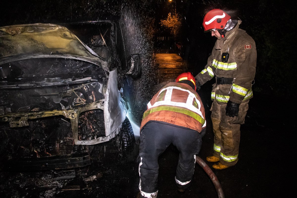 На полную ликвидацию возгорания у пожарных ушло около 20 минут