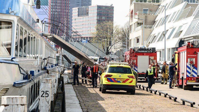 В Нидерландах круизный лайнер столкнулся с кораблем 