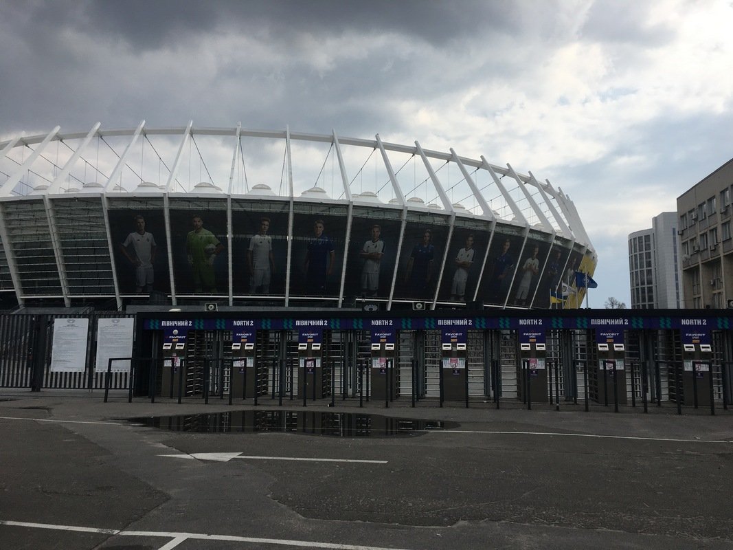 Из-за дебатов кандидатов в Президенты входы и выходы в НСК "Олимпийский" закрыли на 3 дня Из-за дебатов кандидатов в Президенты входы и выходы в НСК "Олимпийский" закрыли на 3 дня