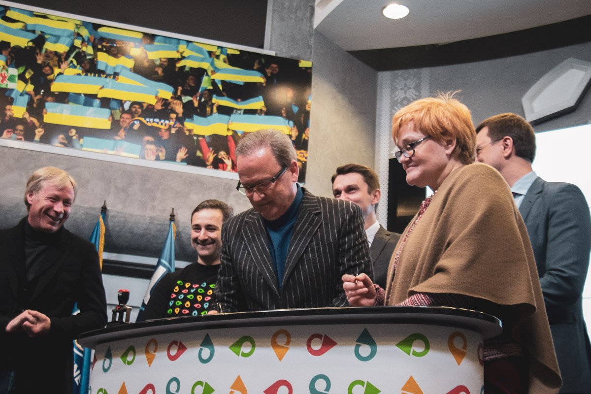 Презентация новой почтовой марки прошла в Доме футбола Презентация новой почтовой марки прошла в Доме футбола