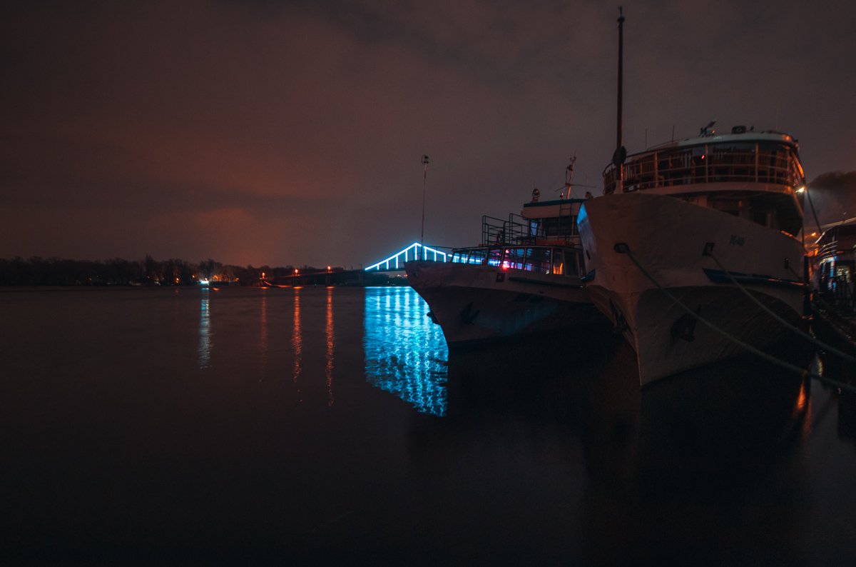 Корабли тоже спят Корабли тоже спят