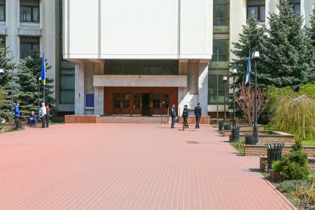 19 апреля в Киеве поступило сообщение о минировании Киевского института международных отношений имени Шевченко 19 апреля в Киеве поступило сообщение о минировании Киевского института международных отношений имени Шевченко