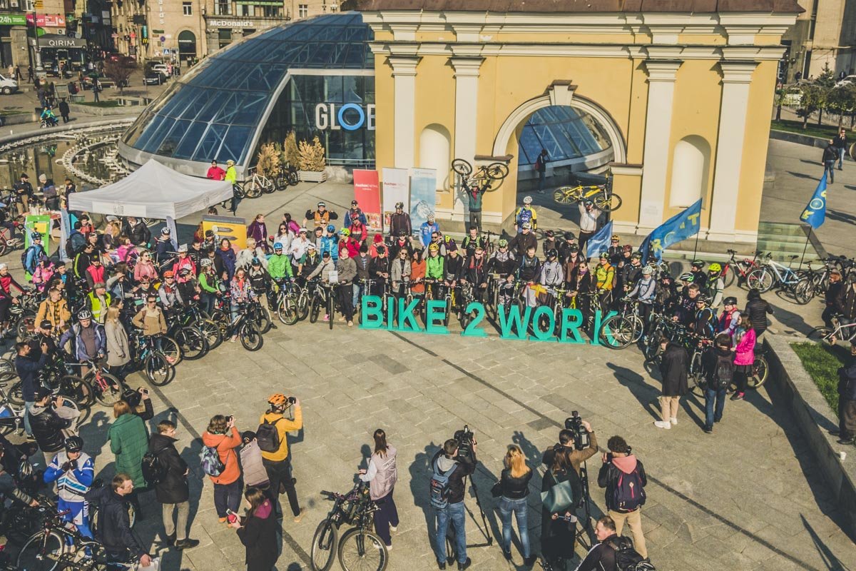 Многие рассказали нам, что ездят на работу на велосипеде не только в день проведения флешмоба, а ежедневно Многие рассказали нам, что ездят на работу на велосипеде не только в день проведения флешмоба, а ежедневно