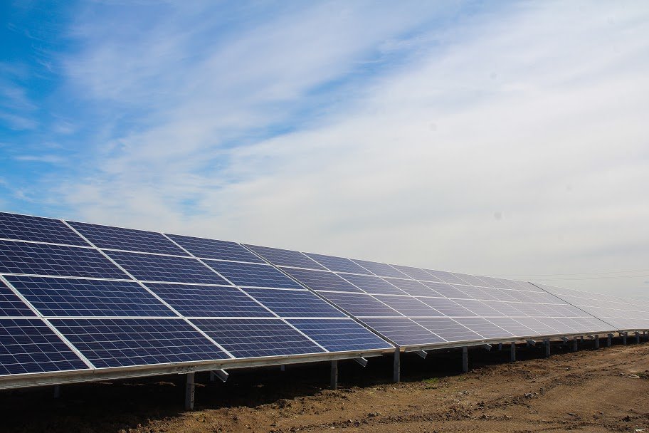 Как выглядит самая большая солнечная электростанция Украины 4