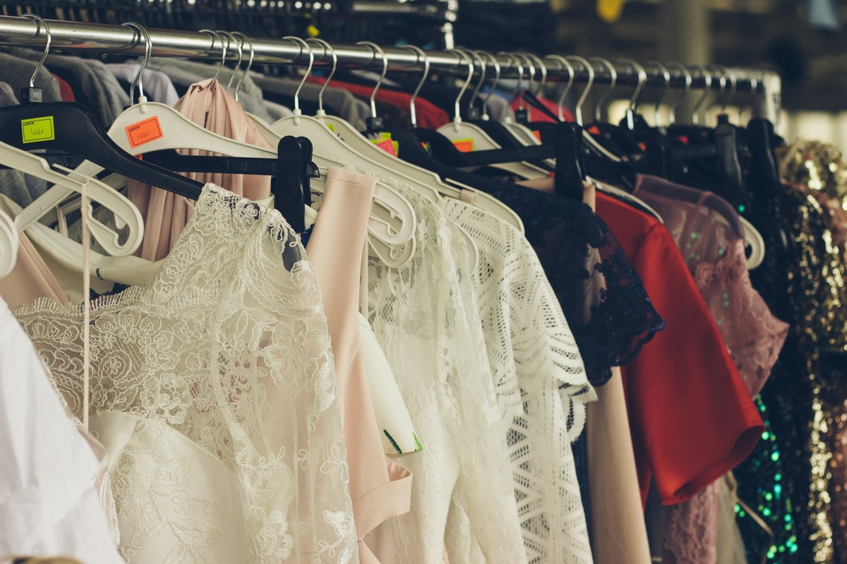 Как и платьев, собственно :)